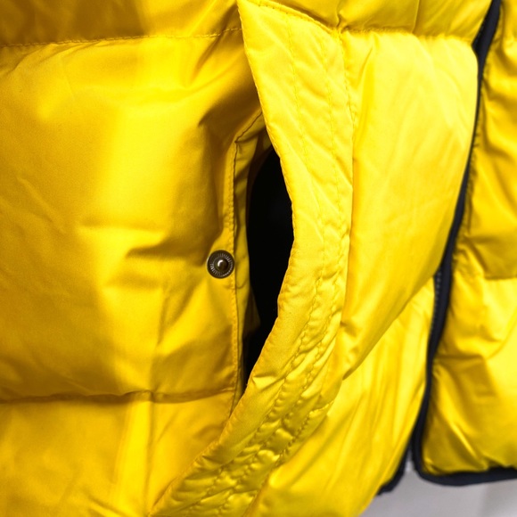 NAUTICA Men’s Tempasphere Puffer Jacket in Yellow - Picture 10 of 12